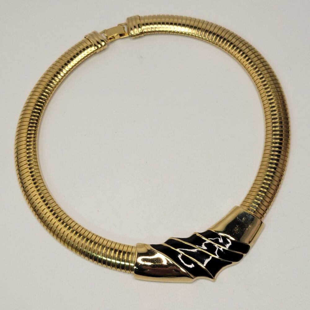 ▪︎Necklace - Picture 2 of 7